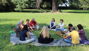 Benessere in Villa, Domenica 11 settembre, per gli appassionati di Yoga, una sessione con gli asinelli.