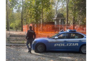 Polizia di Stato: proseguono fino a notte i servizi rafforzati di Parco Pertini. Individuata una struttura in disuso abusivamente occupata – Richiesti e subito avviati i lavori di bonifica e messa in sicurezza