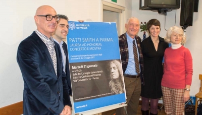 Patti Smith a Parma: laurea ad honorem, concerto al Regio e mostra a Palazzo del Governatore