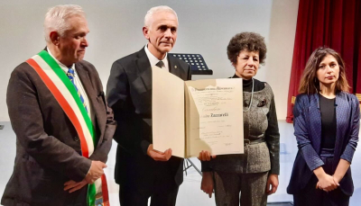 Consegna della Onorificenza Cavaliere dell&#039;Ordine Al Merito della Repubblica Italiana.