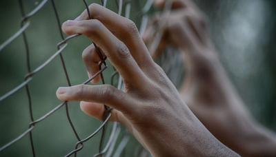 La tortura delle donne in Iraq è “una routine”: l’orrore invisibile nei campi di detenzione