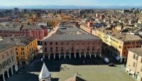 Vista di Piazza Grande dalla Sala Torresani