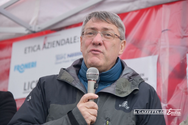 Crisi Froneri - Anche Maurizio Landini a Parma per sostenere la lotta dei 120 lavoratori dell&#039;ex Nestlè.