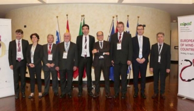 A Verona il forum dei Ministri dell&#039;agricoltura dei paesi UE produttori di vino