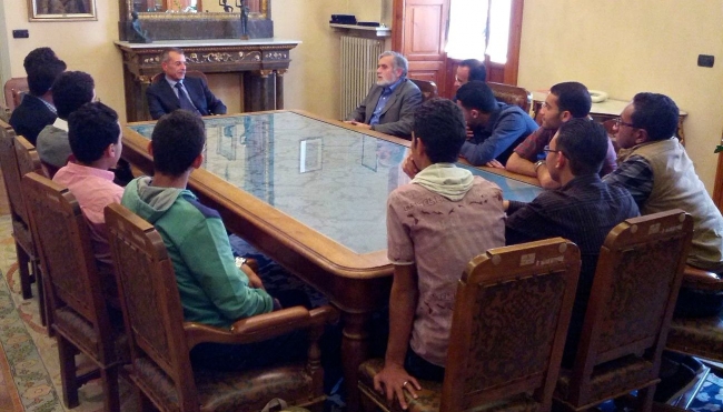 Piacenza - Studenti egiziani in visita in Provincia: l&#039;incontro con il presidente Trespidi