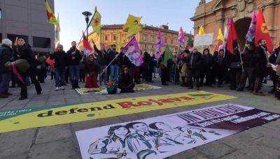 La protesta Curda arriva a Bologna - foto e video