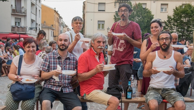 A Parma la Pastasciutta Antifascista - FOTO di Francesca Bocchia