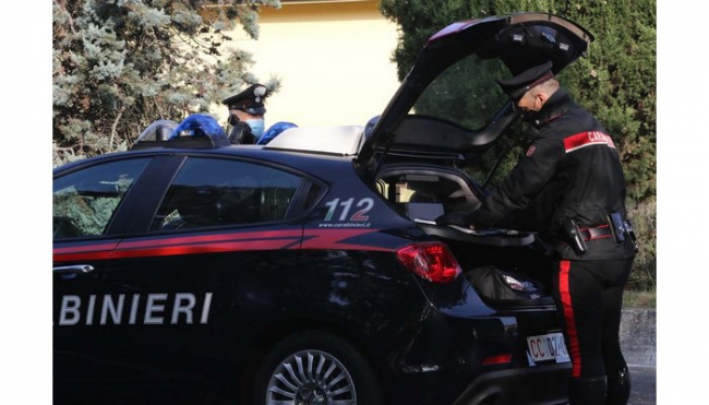 Carabinieri della Compagnia di Fidenza hanno eseguito un’ordinanza di applicazione di misure cautelari personali per furto aggravato e ricettazione