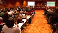 gli studenti in Sala Guido Fanti durante l&#039;inaugurazione della rassegna