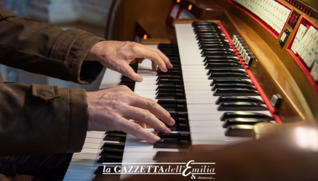 Paolo Cavalli Organista San Vitale - Parma (ph Bocchia)