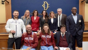 La campionessa parmigiana di nuoto paralimpico Giulia Ghiretti a Montecitorio