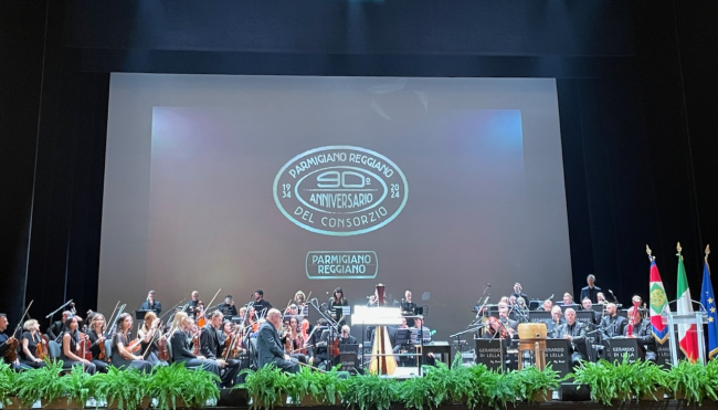 “Tanti Auguri Consorzio del Parmigiano Reggiano” (video e Gallery)