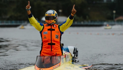 Motonautica, il campione piacentino Alex Cremona trionfa  nella seconda tappa del Mondiale in Ucraina