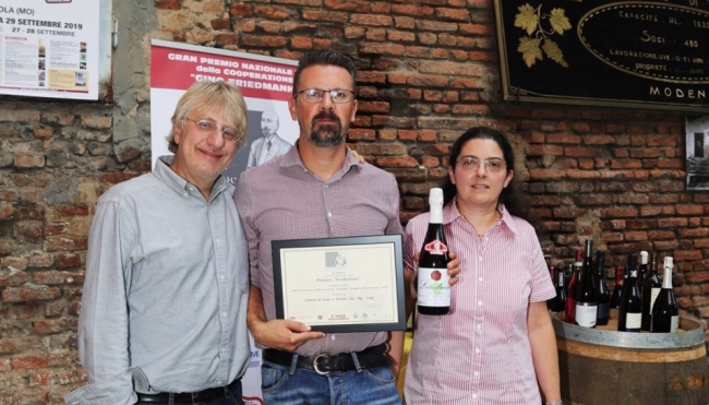 Lambrusco: Oscar del vino sociale a Cantina S. Croce e Carpi-Sorbara