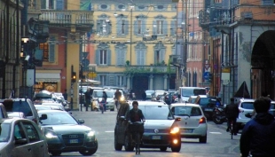 Smog sopra i limiti, partono le misure d&#039;emergenza: a Modena vietato anche bruciare le sterpaglie