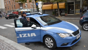 Stalker arrestato dalla Polizia di Stato in flagranza di reato.