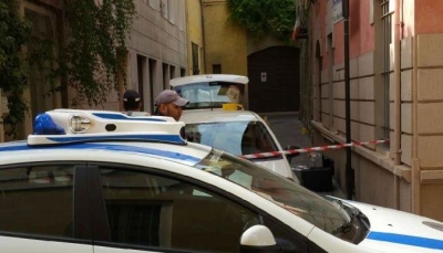 Parma, la donna agonizzante forse investita dopo una lite