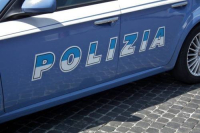 Danneggia un bar e minaccia i clienti. 51 enne arrestato