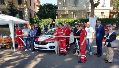 Una nuova auto per la CRI Piacentina grazie al Progetto Carta Etica UniCredit