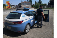 Carpi: Denunciato dalla Polizia di Stato 20enne per spaccio di sostanze stupefacenti