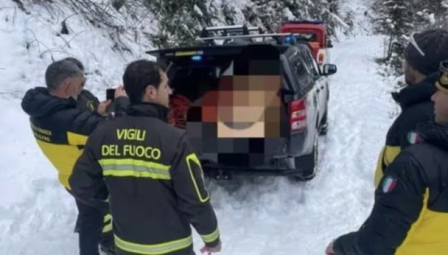 &quot;Becchino&quot; col suo carico si perde nella tormenta di neve in Valtellina.