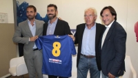 la nuova maglia del Parma Calcio