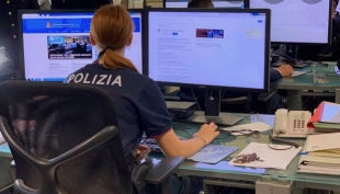 «I truffatori non vanno mai in ferie»: i consigli della Polizia Postale per trascorrere un’estate serena, anche online