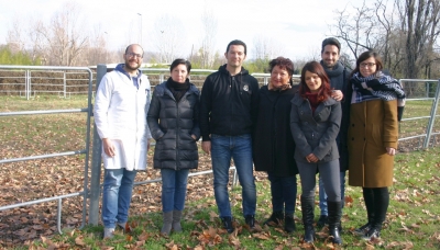 Il prof Ghidini al centro con il gruppo di Ispezione degli Alimenti dell’Università di Parma