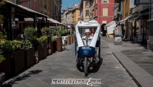 Il centro di Parma si gira in risciò - Foto di Francesca Bocchia