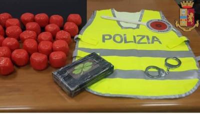 Cortile San Martino: Oltre 6 kg di droga nel doppiofondo dell’auto. Arrestato dalla polizia di stato