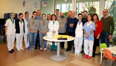 Il gruppo Oltretorrente e Cral Amps in visita ai piccoli ricoverati dell&#039;Ospedale dei Bambini di Parma