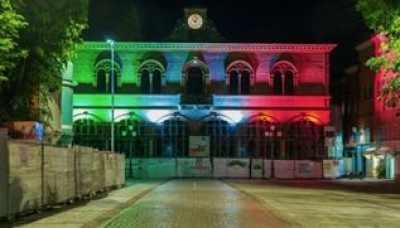 Il Rotary di Mirandola: i monumenti mirandolesi illuminati con il tricolore