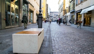 Furto da Zara e danneggiamenti in Via D&#039;Azeglio