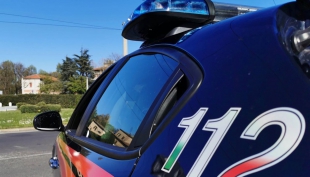 Un arresto per possesso di droga e lesioni