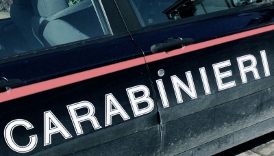 Ladri in una villa di Carpineti: picconate per rubare i mobili di valore
