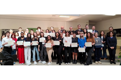 Nella giornata dell’Europa il console generale di Francia a Milano consegna i diplomi EsaBac agli studenti dei licei: Canossa, Chierici e Moro