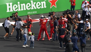 Formula Vergogna: Vettel giù dal podio