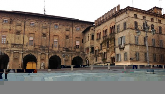 Parma - L&#039;Associazione Millecolori: &quot;dal Comune 53mila euro a 8 ex dirigenti di Vignali&quot;