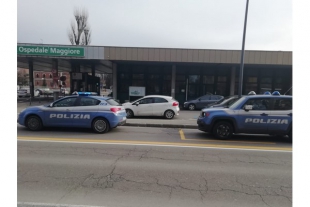 Parcheggiatore abusivo presso il parcheggio dell’ospedale di Parma. Cittadino nigeriano sanzionato e sottoposto a daspo urbano