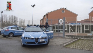 Carpi: controlli straordinari della Polizia di Stato ad internet point, esercizi pubblici e luoghi di aggregazione