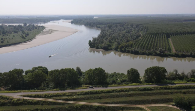 AUTORITÀ DI BACINO PO: bacinizzazione del grande fiume, più i contro che i pro